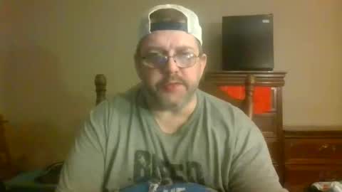 Snapshot of gobey33 chatting on June 2026 02:23:01 AM IDKIDCIDGAF online show from June 2026 02:23:01 AM
