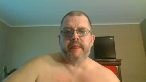 Snapshot of gobey33 chatting on June 2026 04:11:01 PM IDKIDCIDGAF online show from June 2026 04:11:01 PM
