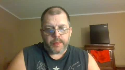 Snapshot of gobey33 chatting on July 2026 04:19:02 AM IDKIDCIDGAF online show from July 2026 04:19:02 AM