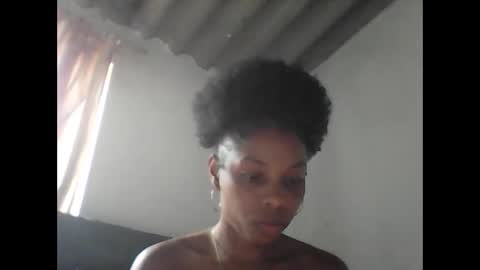 Snapshot of goddess_brenda chatting on March 2026 05:06:01 PM BRENDA Hello love help me please Independent model online show from March 2026 05:06:01 PM