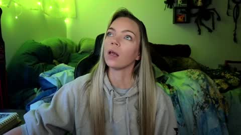 Patricia Mars           Goddess of Mars twitter thegoddessmindy online show from January 2025 12:46:02 PM