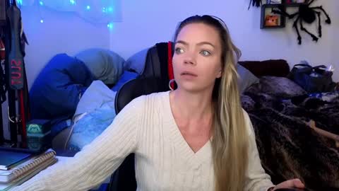 Patricia Mars           Goddess of Mars twitter thegoddessmindy online show from January 2025 03:34:01 PM