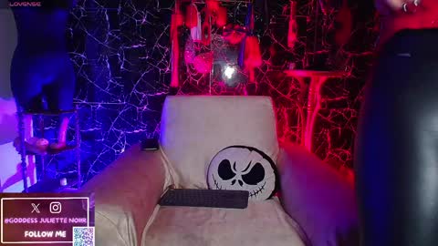 Goddes Juliette Noiir online show from April 2026 11:02:02 AM