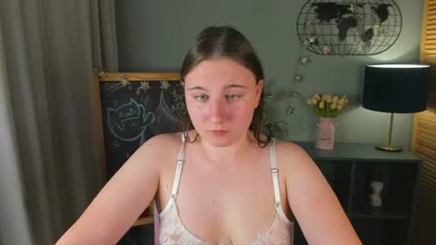Snapshot of gohardmily chatting on June 2026 08:28:01 AM gohardmily online show from June 2026 08:28:01 AM
