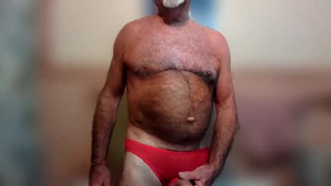 Snapshot of gojo885 chatting on June 2026 01:39:01 AM gojo885 online show from June 2026 01:39:01 AM