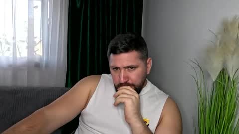 gold_alpha_boy online show from March 2026 02:46:02 PM