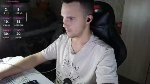 Snapshot of golden_boyyy21 chatting on July 2026 01:29:01 AM Golden boyyy21 online show from July 2026 01:29:01 AM