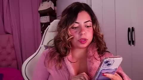 Snapshot of golden_gingerkitty chatting on July 2026 01:58:01 AM golden_gingerkitty online show from July 2026 01:58:01 AM