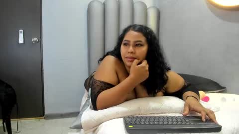 GoldenKiss  online show from June 2026 08:34:01 AM