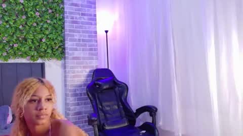 Moon  online show from September 2025 03:50:02 AM