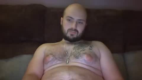 Snapshot of goldenspainboy chatting on December 2024 09:44:01 PM goldenspainboy online show from December 2024 09:44:01 PM