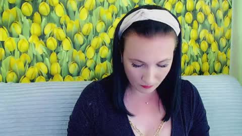 Snapshot of goldmoonn chatting on July 2026 02:02:02 PM goldmoonn online show from July 2026 02:02:02 PM