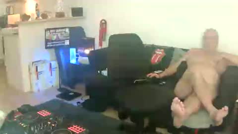 goldyguy011 online show from July 2026 10:58:02 PM