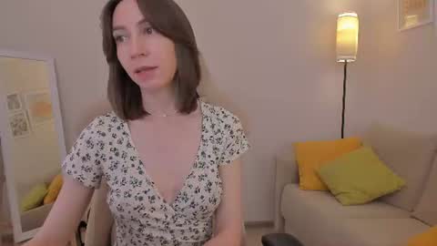 Snapshot of good_glamorgirl chatting on June 2026 03:44:02 AM Good GlamorGirl online show from June 2026 03:44:02 AM