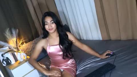 gorgeous_niicole online show from July 2026 03:23:01 AM