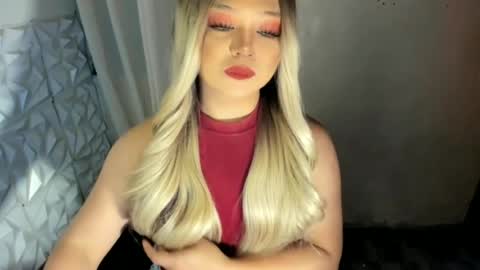 Snapshot of gorgeousamandarose chatting on June 2026 06:07:01 PM Amanda rose online show from June 2026 06:07:01 PM