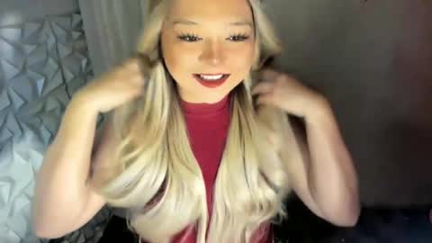 Snapshot of gorgeousamandarose chatting on June 2026 04:26:02 AM Amanda rose online show from June 2026 04:26:02 AM