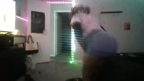 Sue Goddess online show from April 2026 02:00:02 AM