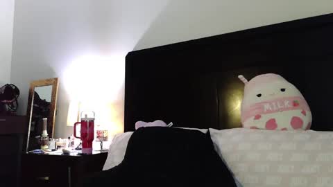 gothbaby305 online show from April 2026 05:07:01 PM