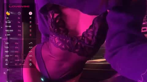 Snapshot of graylovescookies chatting on March 2026 11:00:02 PM graylovescookies online show from March 2026 11:00:02 PM