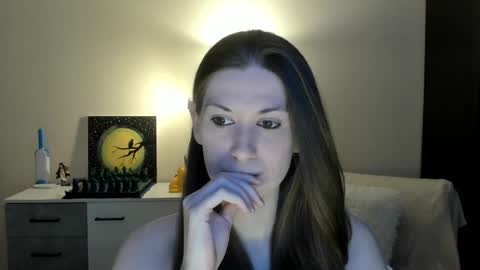 Snapshot of gretamiln chatting on April 2026 12:57:01 AM Greta online show from April 2026 12:57:01 AM