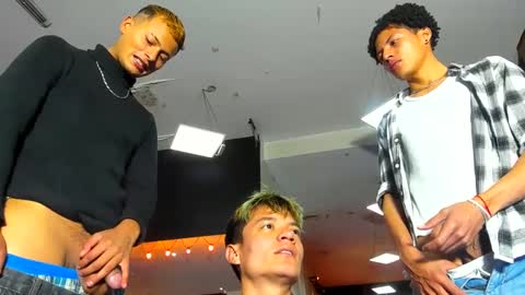 GRIVALS. THOMAS AND DAMIAND online show from January 2025 06:19:02 PM