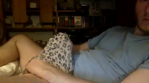 gruendamien online show from February 2026 12:07:01 AM