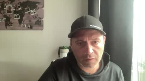 Snapshot of guil0 chatting on July 2026 07:19:02 PM guil0 online show from July 2026 07:19:02 PM
