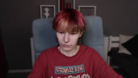 guitarandangell online show from April 2026 11:19:01 AM