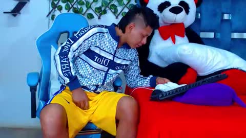 Hakim online show from October 2025 12:22:02 PM