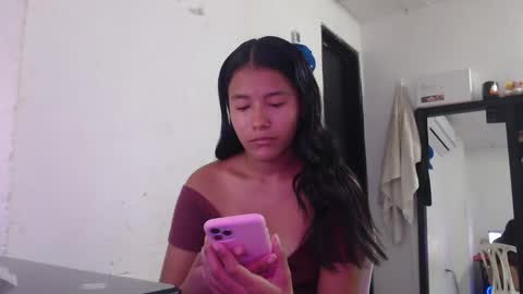 hadesmit1 online show from April 2026 04:04:02 PM