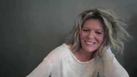 Hailey online show from March 2026 06:09:02 PM