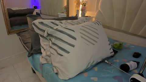 haileysans online show from March 2026 11:39:02 AM