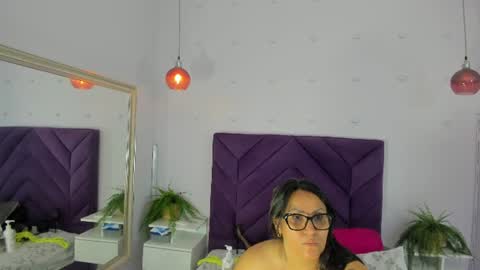 Snapshot of haileystonei chatting on July 2026 11:47:01 AM haileystonei online show from July 2026 11:47:01 AM