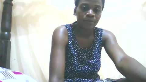 Snapshot of hairy_africanbae chatting on June 2026 01:19:01 AM hairy_africanbae online show from June 2026 01:19:01 AM