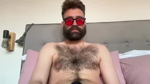 hairy_andhung online show from April 2026 12:44:02 PM