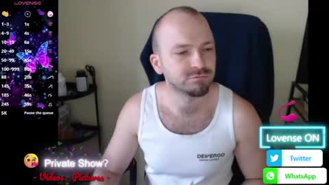 Snapshot of hairyass25yo chatting on June 2026 04:38:01 PM Puppy3 StockyDaddiesmusclebearsbeefybigmans online show from June 2026 04:38:01 PM