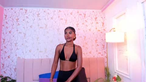 Snapshot of halleylorens chatting on July 2026 06:36:01 PM Halley Lorens online show from July 2026 06:36:01 PM