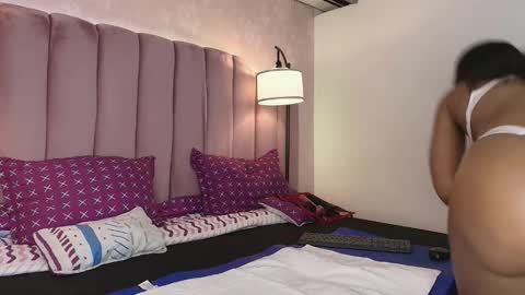  Hally Bans  online show from April 2026 06:52:02 PM