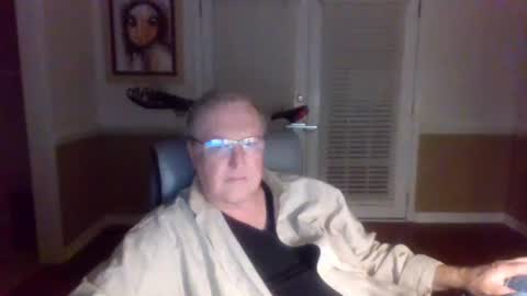 Han online show from November 2025 11:21:02 AM