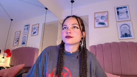 hanabie_ online show from April 2026 03:07:01 AM