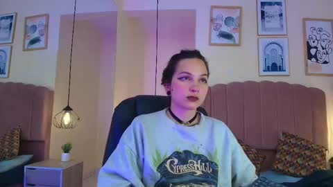 hanabie_ online show from April 2026 03:13:02 AM