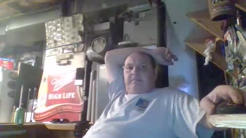 Snapshot of handiemanhere chatting on December 2025 02:39:02 AM naked man online show from December 2025 02:39:02 AM