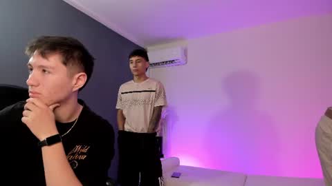 Snapshot of handsomeboys19 chatting on June 2026 12:59:01 PM leonardfarrucknick and otis online show from June 2026 12:59:01 PM