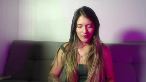 Hanna  online show from April 2026 12:15:01 AM