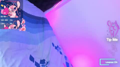 Danniela online show from October 2025 08:23:02 AM