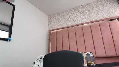  H A N N A  online show from April 2026 08:31:01 PM