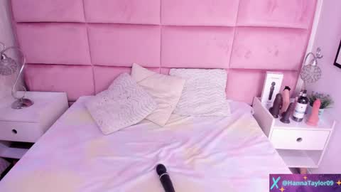  Hanna  online show from April 2026 03:44:02 AM