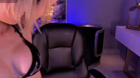 Snapshot of hannaconnor_ chatting on July 2026 10:38:02 PM Hanna Connor online show from July 2026 10:38:02 PM