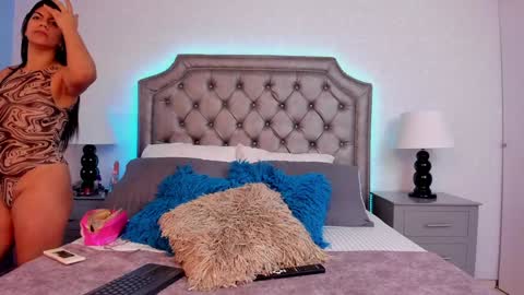 Hanna Slone online show from February 2025 10:05:01 AM